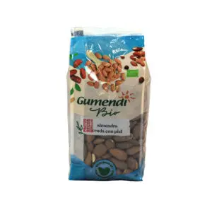 ALMENDRA CRUDA PIEL 700GR 